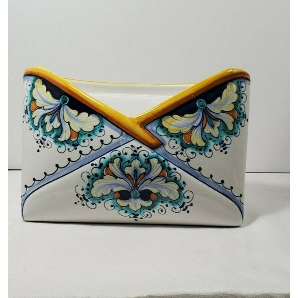 Deruta Italy Pottery Mail Planter/Letter Holder 9 x 6 x 4